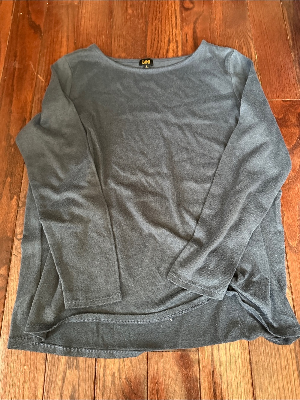 Lee Women's Scoop Neck Sweater in blue